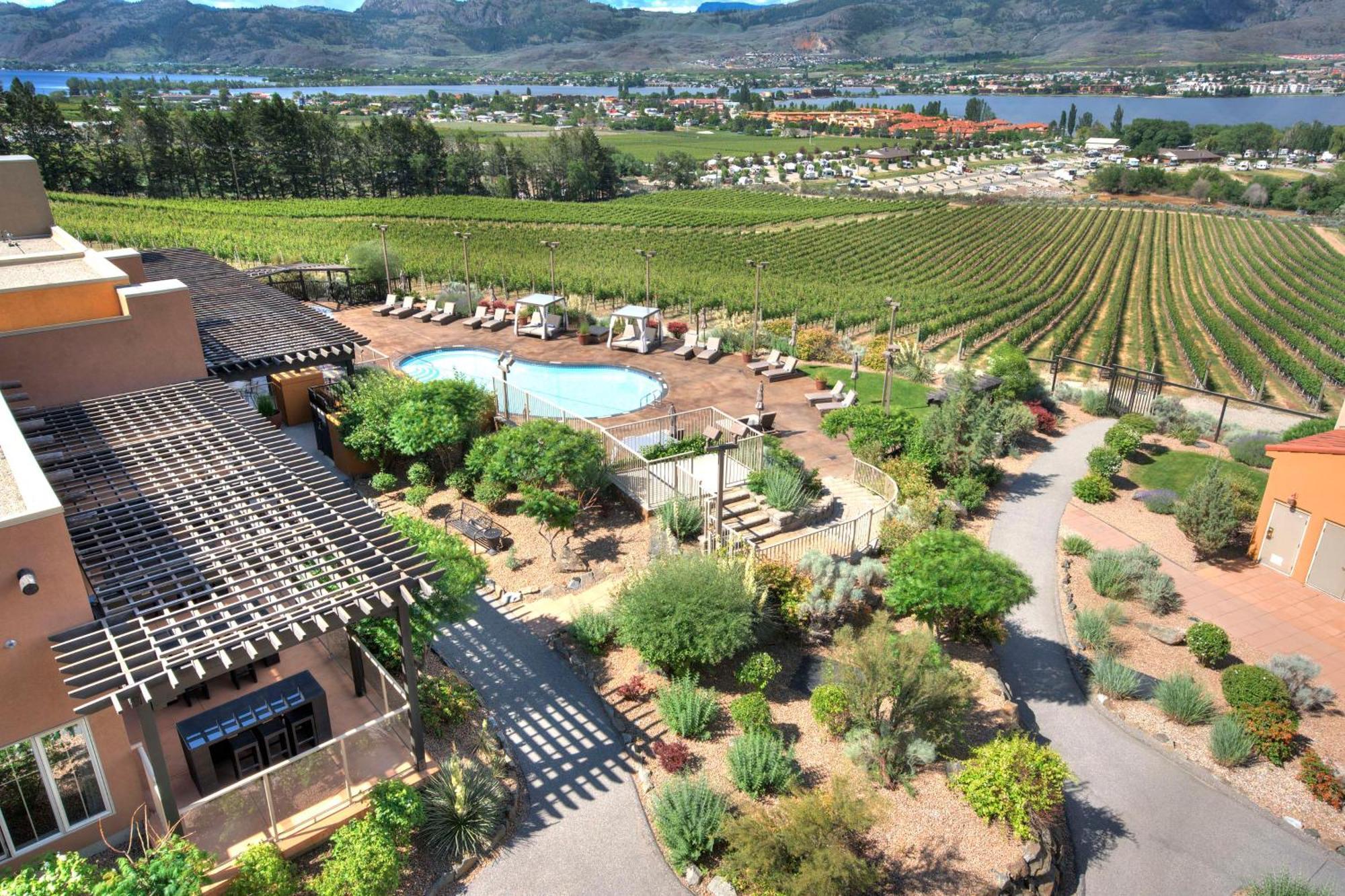 Hotel Spirit Ridge, In The Unbound Collection By Hyatt Osoyoos Exteriér fotografie